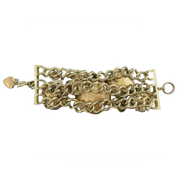SALE!!! Betsy Johnson Vintage statement toggle bracelet. - Picture 7 of 7